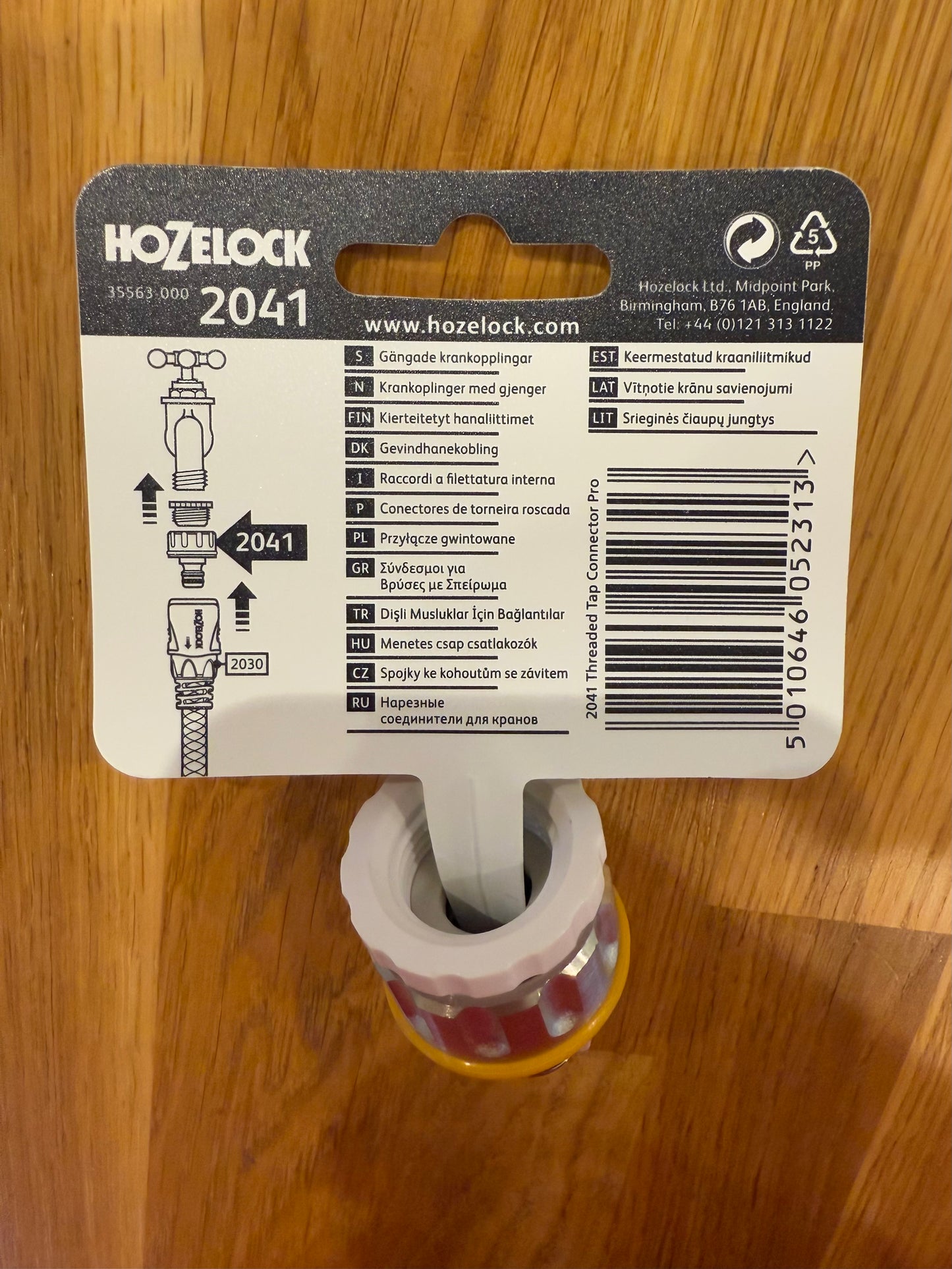 Hozelock Adaptor 2041 - Hosepipe Connection Via Quick Fit Tap Aerator