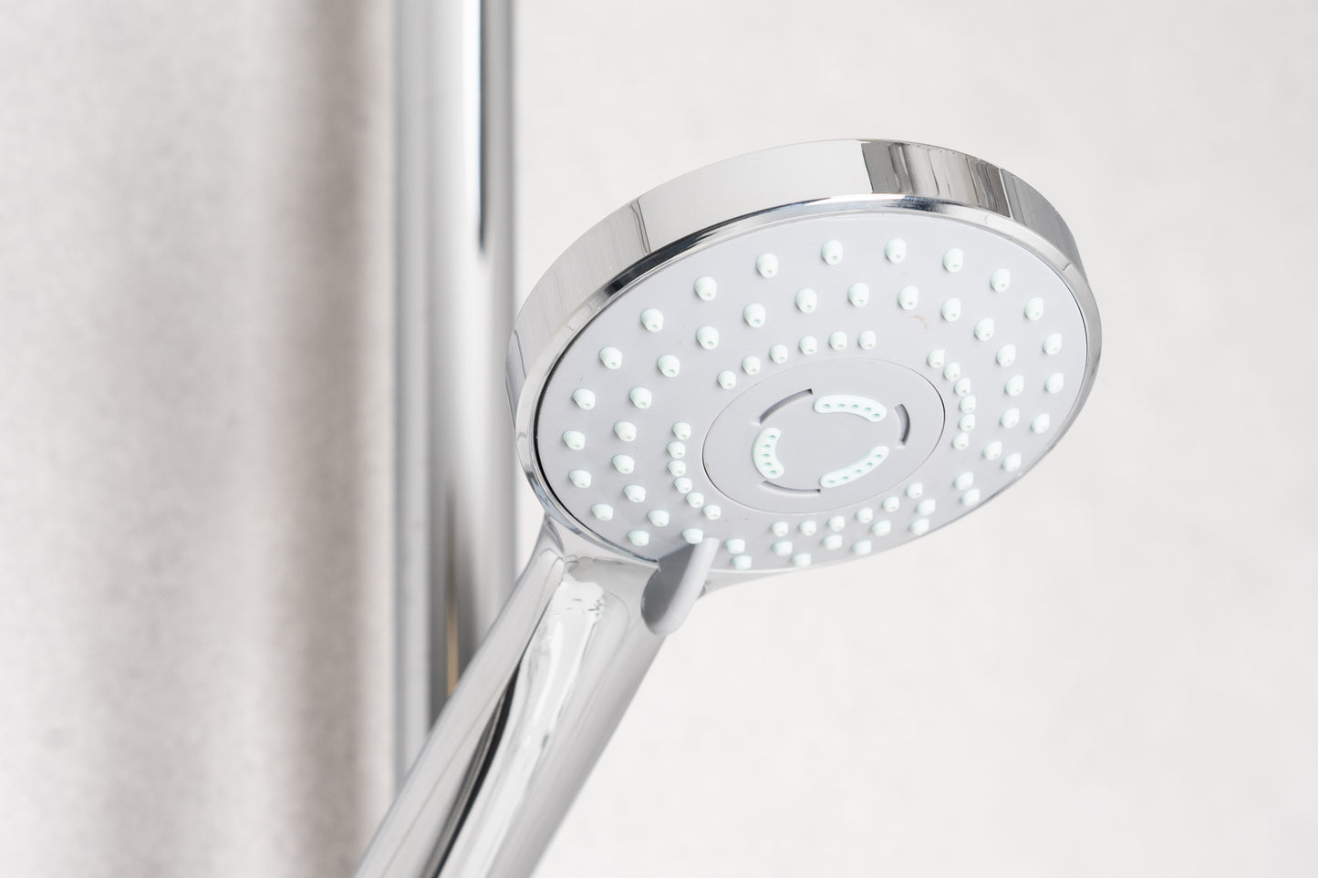 3-Spray Continuous-Flow Shower Head & 1.5m Grey Shower Hose